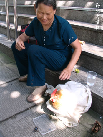 Chicken Lady of Shanghai